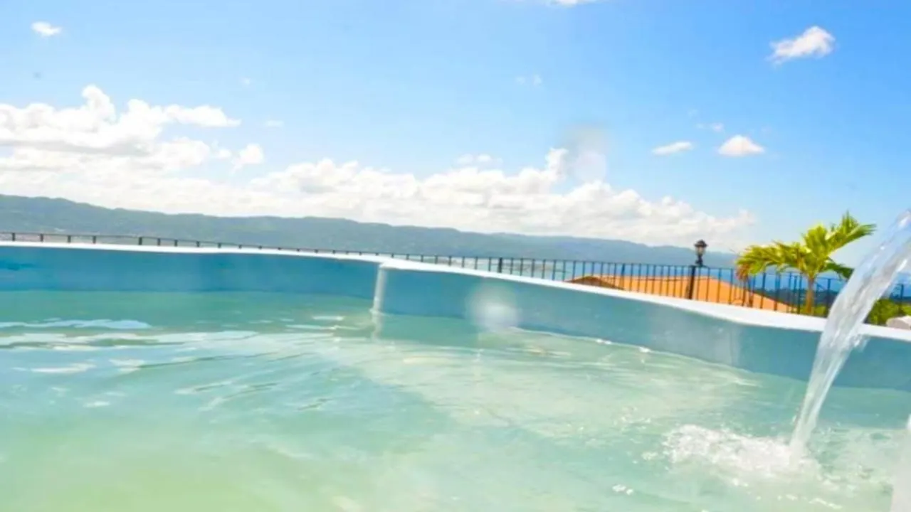 Sea Breeze Villa Montego Bay